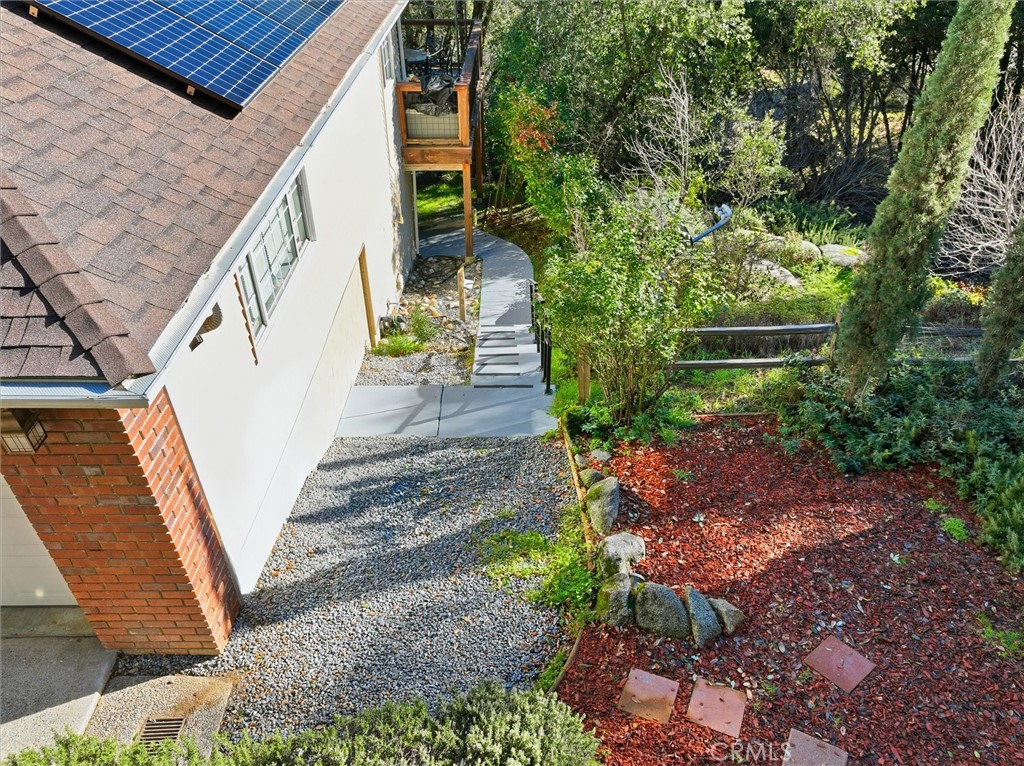39309 Forest Park Ln, Oakhurst, CA 93644