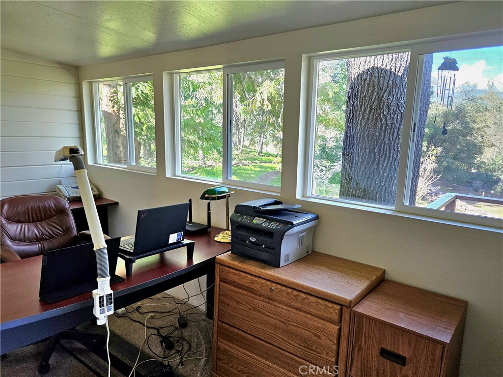 45695 Lauri Lane, Oakhurst, CA 93644