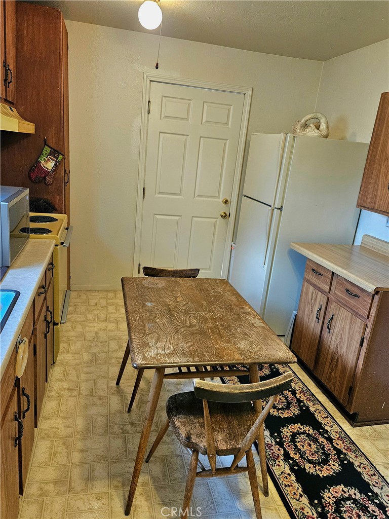 45695 Lauri Lane, Oakhurst, CA 93644