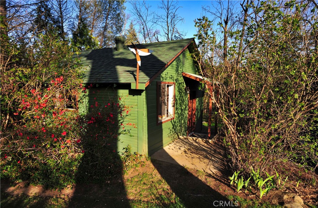 45695 Lauri Lane, Oakhurst, CA 93644