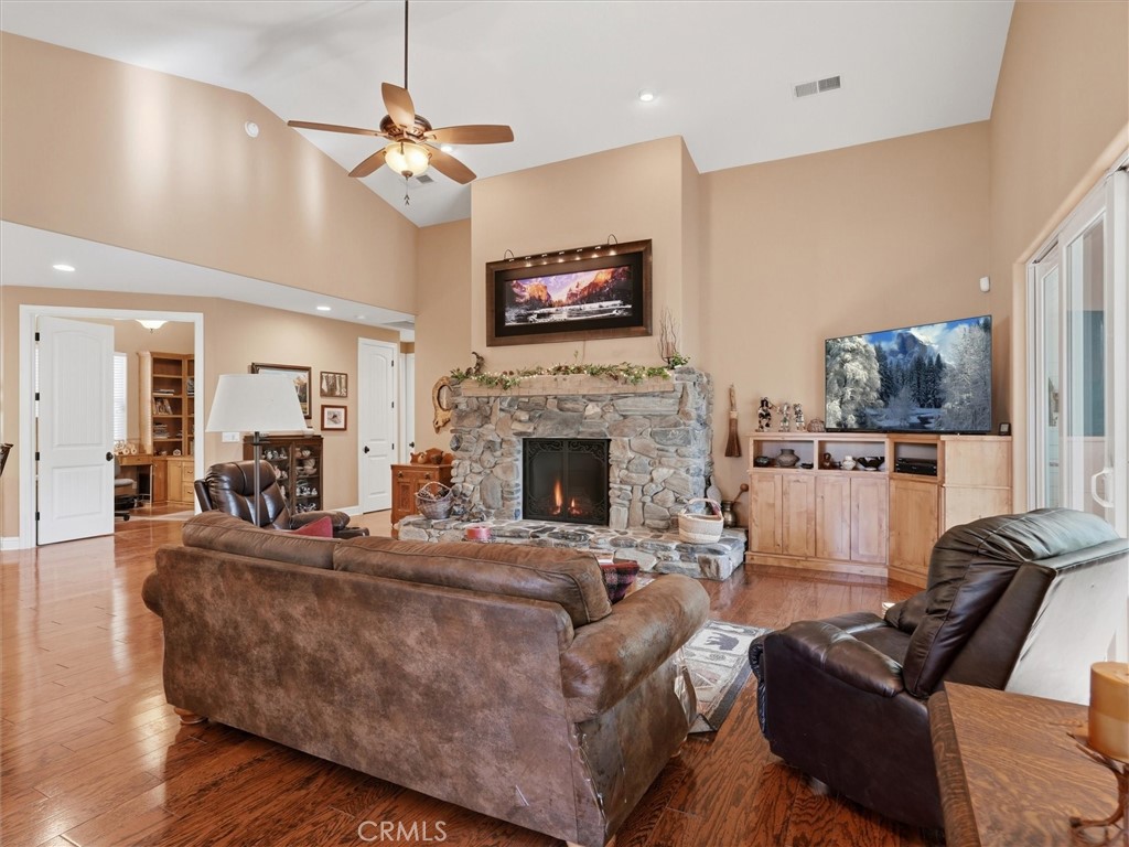 46088 Sutton, Oakhurst, CA 93644