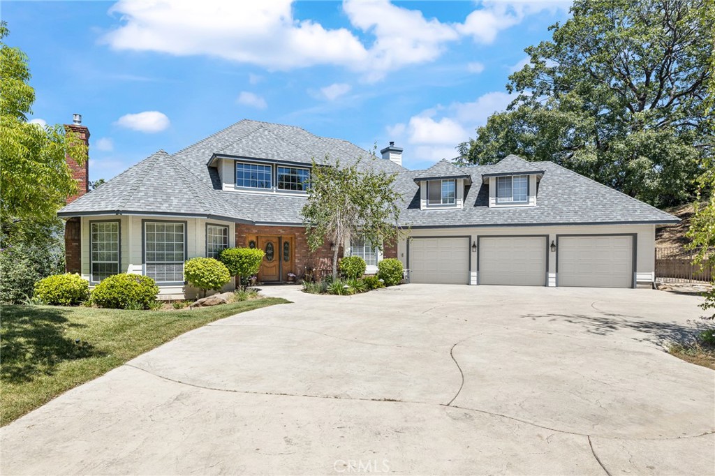 41723 Yosemite Pines, Oakhurst, CA 93644