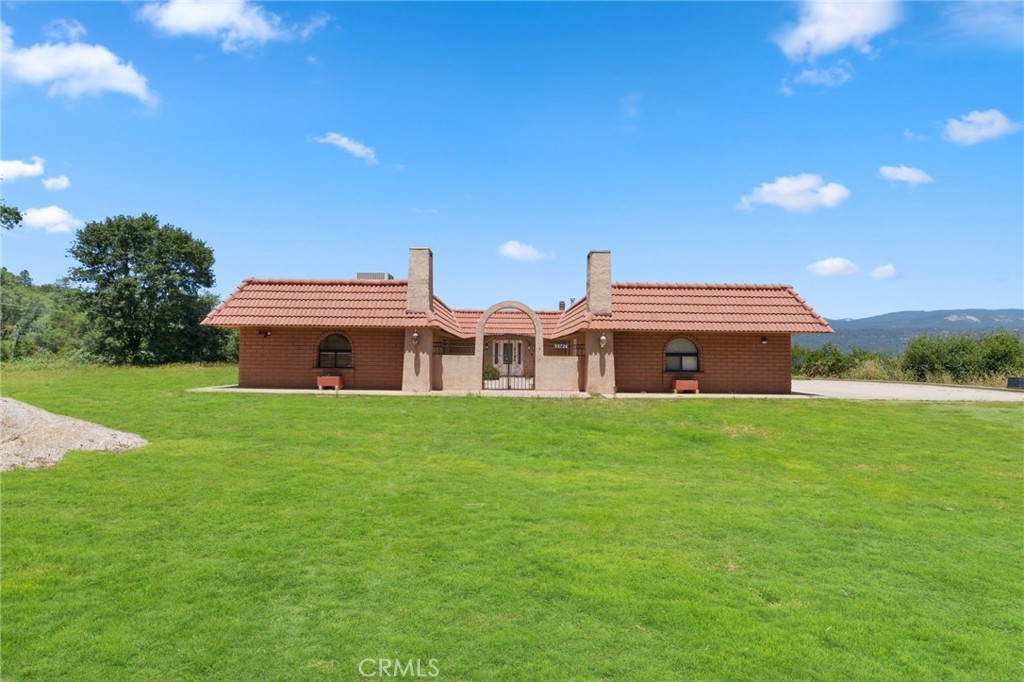 38720 Highway 41, Oakhurst, CA 93644