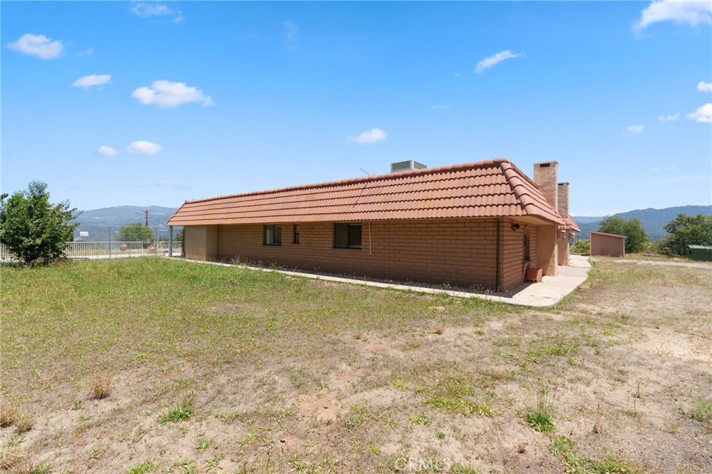 38720 Highway 41, Oakhurst, CA 93644