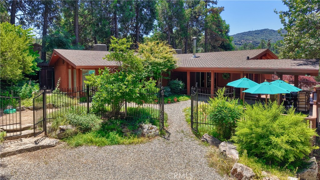 39670 Highview, Oakhurst, CA 93644