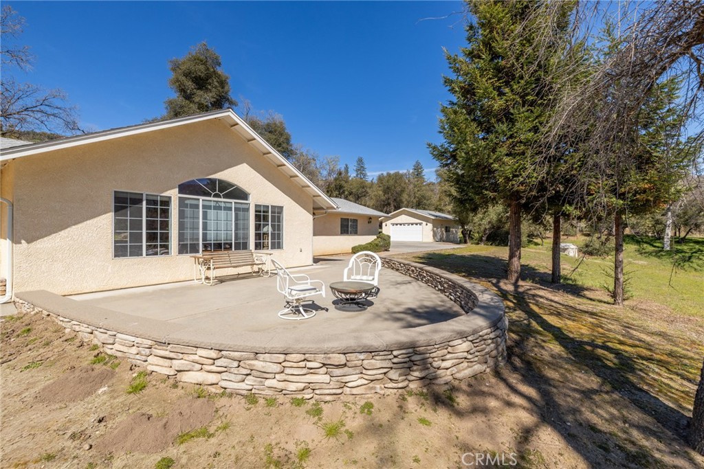 50174 Road 620, Oakhurst, CA 93644