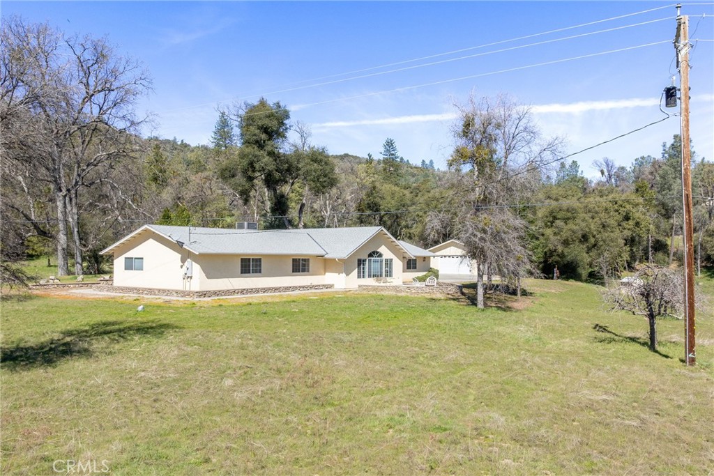 50174 Road 620, Oakhurst, CA 93644