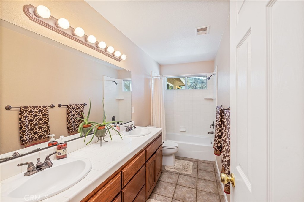 38778 Goldenrod, Oakhurst, CA 93644