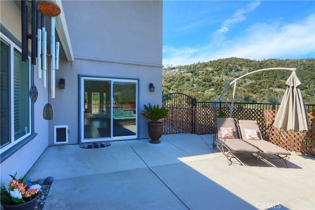 42038 Empty Creek, Oakhurst, CA 93644