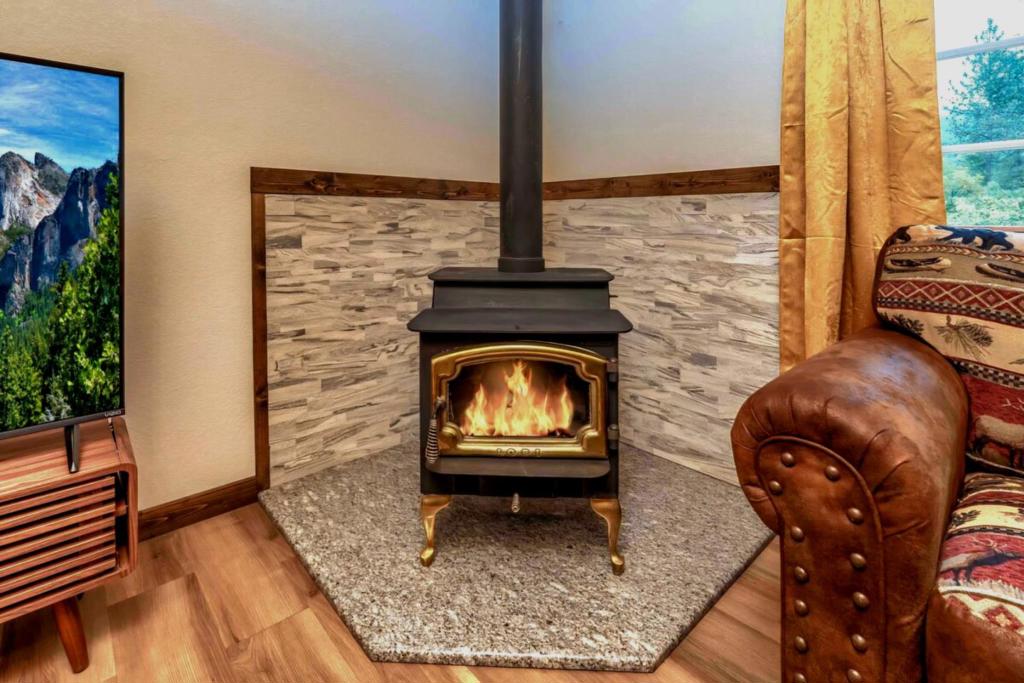 51159 Road 632, Oakhurst, CA 93644