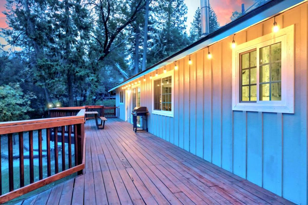51159 Road 632, Oakhurst, CA 93644