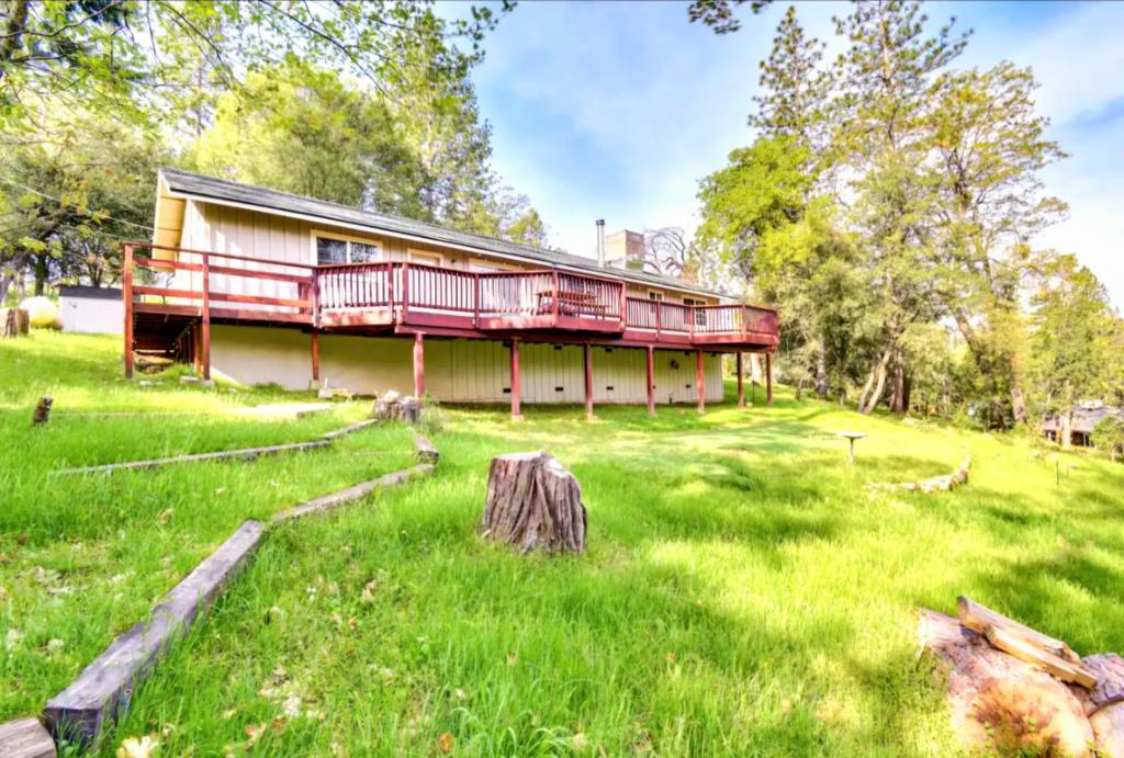51159 Road 632, Oakhurst, CA 93644