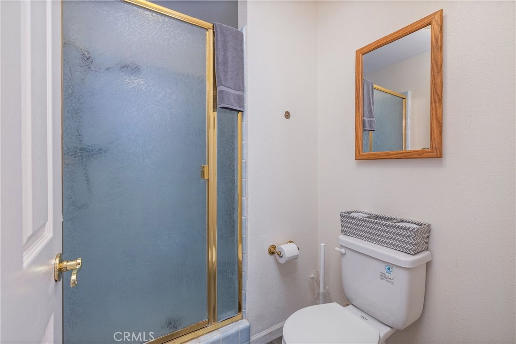 39301 Moonray Ln, Oakhurst, CA 93644