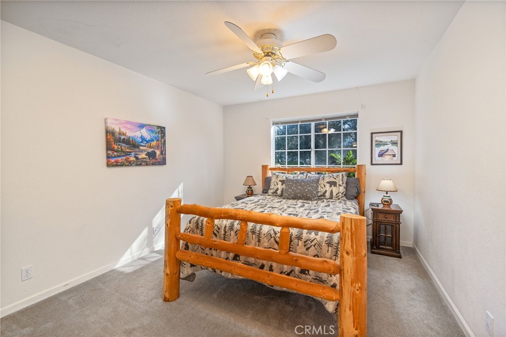 39301 Moonray Ln, Oakhurst, CA 93644