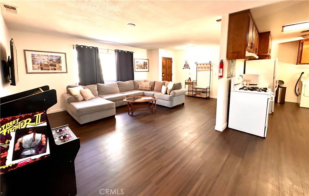 45412 N Oakview Dr, Oakhurst, CA 93644