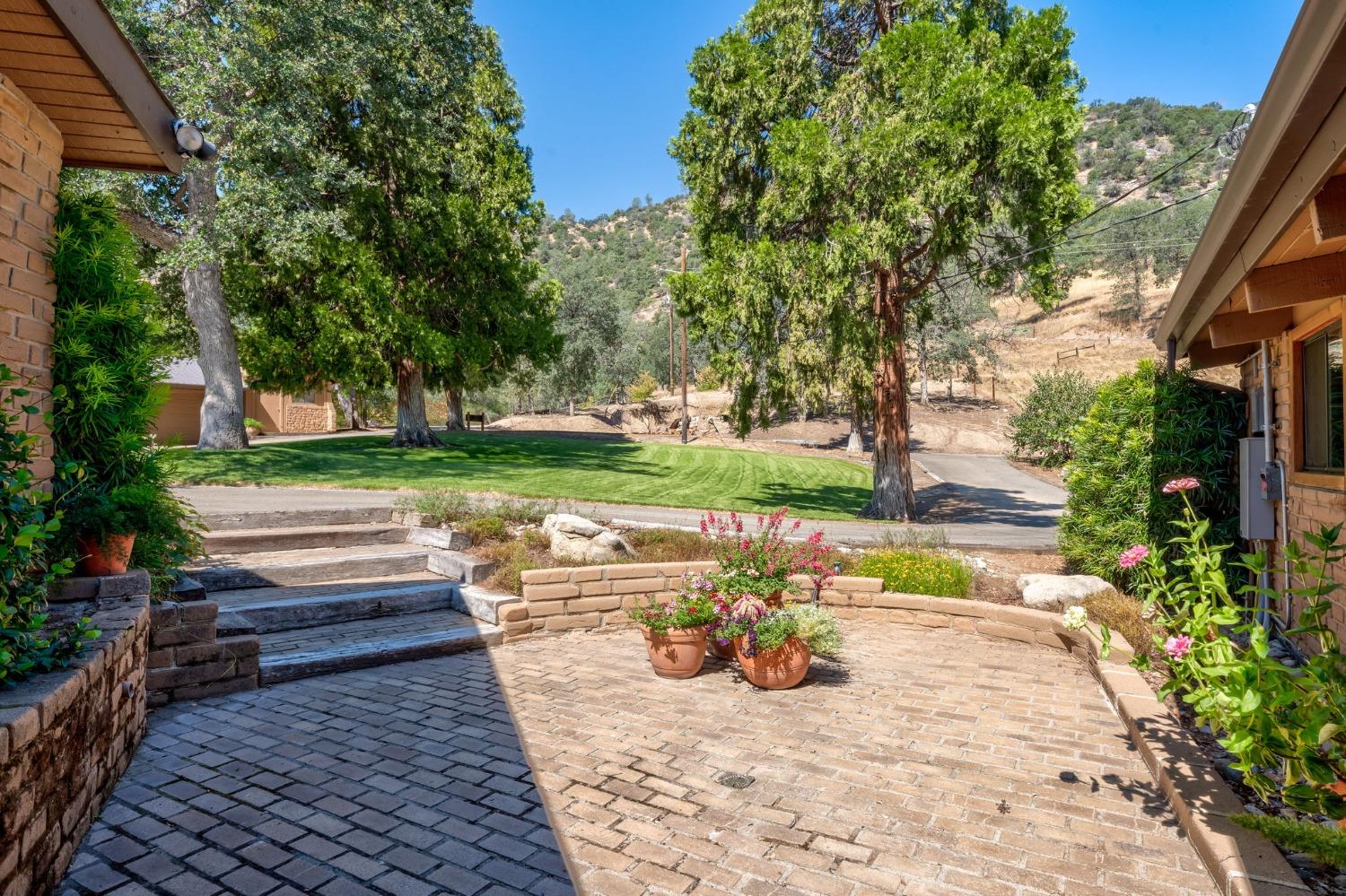 28646 Redinger Way, North Fork, CA 93643
