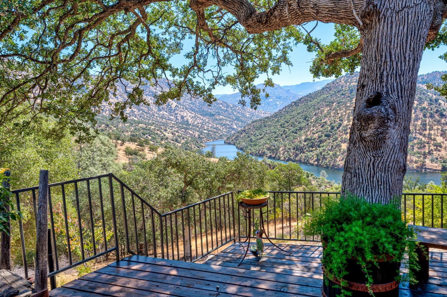 28646 Redinger Way, North Fork, CA 93643