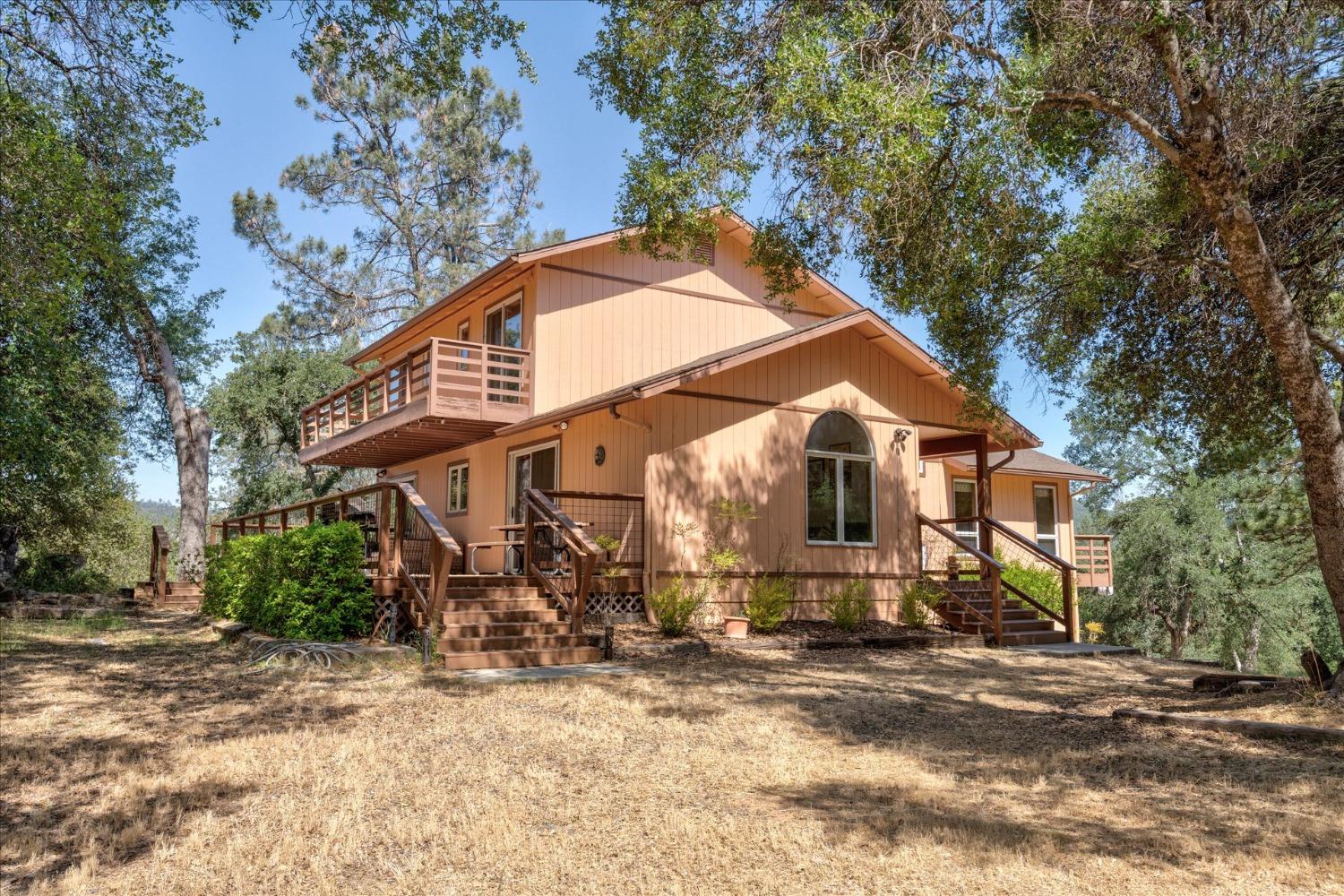 36844 Deer Path Cr, Coarsegold, CA 93614