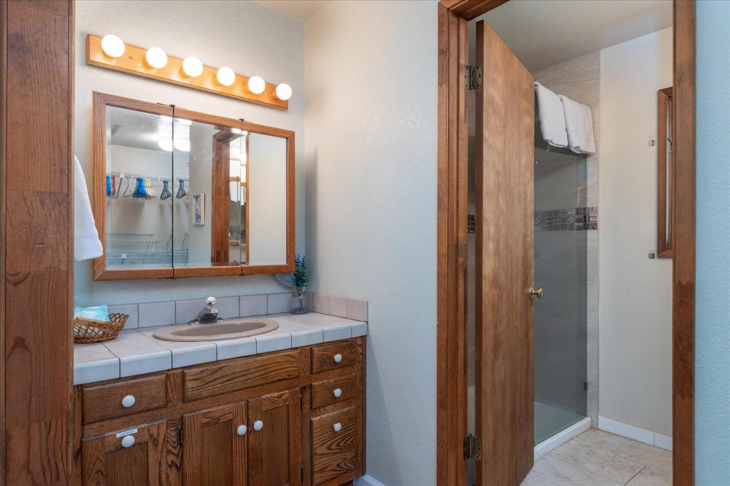 36844 Deer Path Cr, Coarsegold, CA 93614