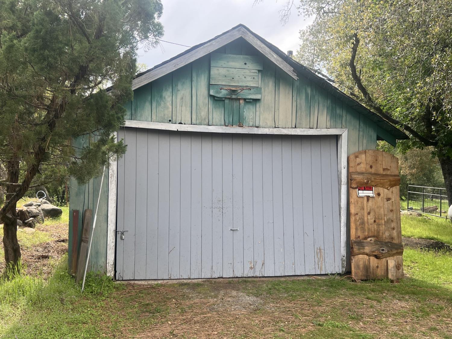 50364 Road 426, Oakhurst, CA 93644