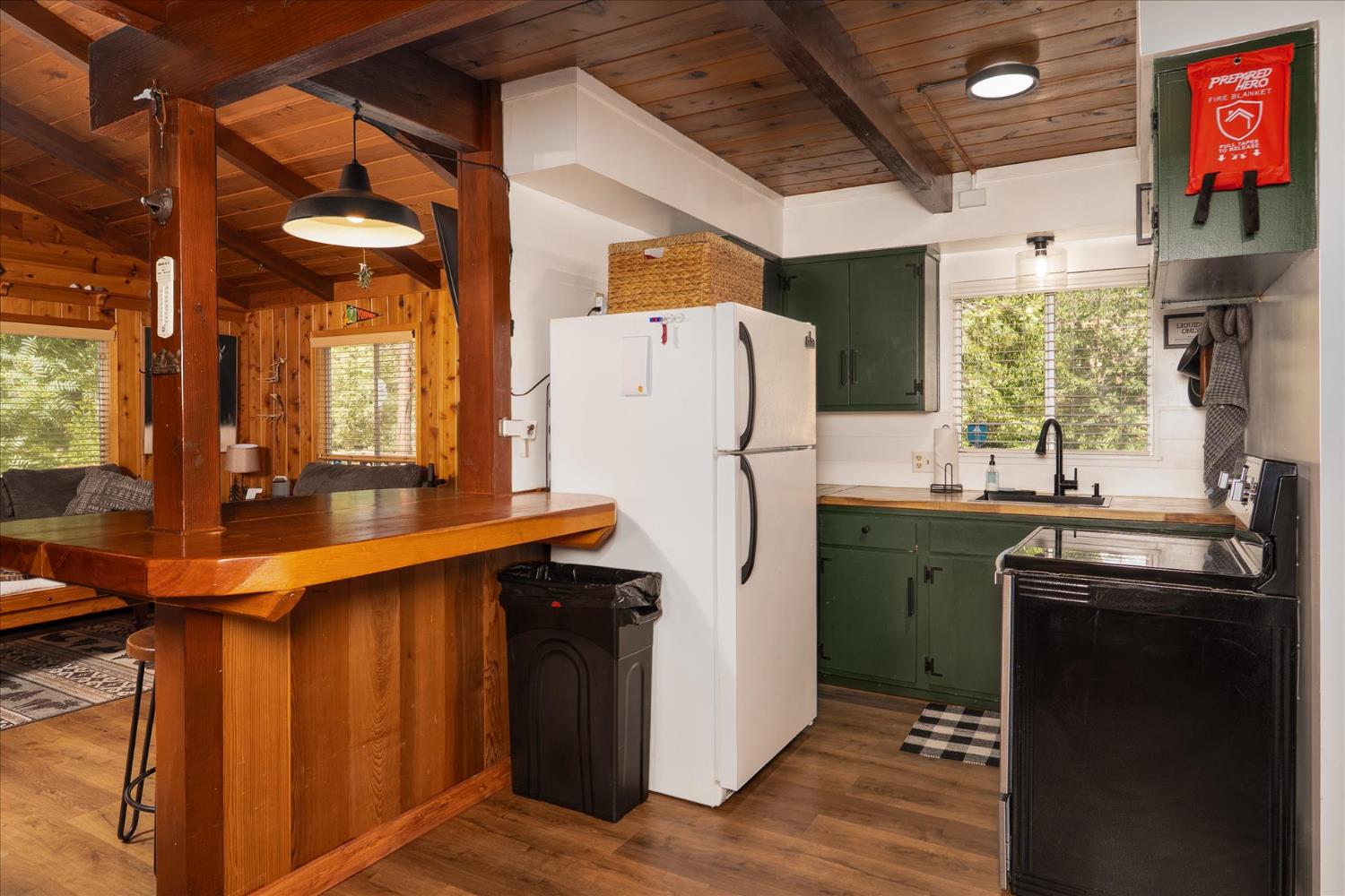 44800 Mountain Meadow Road, Oakhurst, CA 93644
