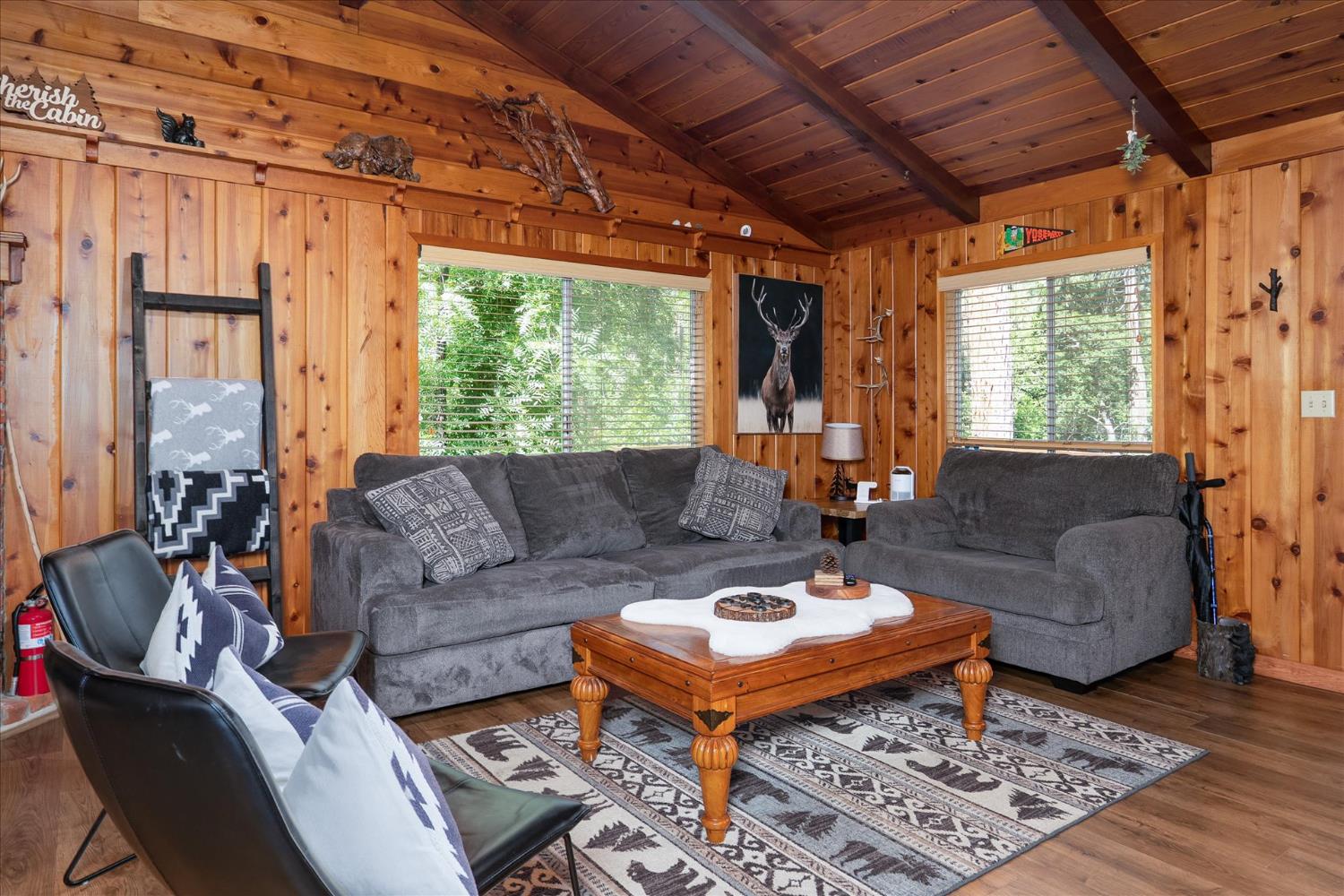 44800 Mountain Meadow Road, Oakhurst, CA 93644