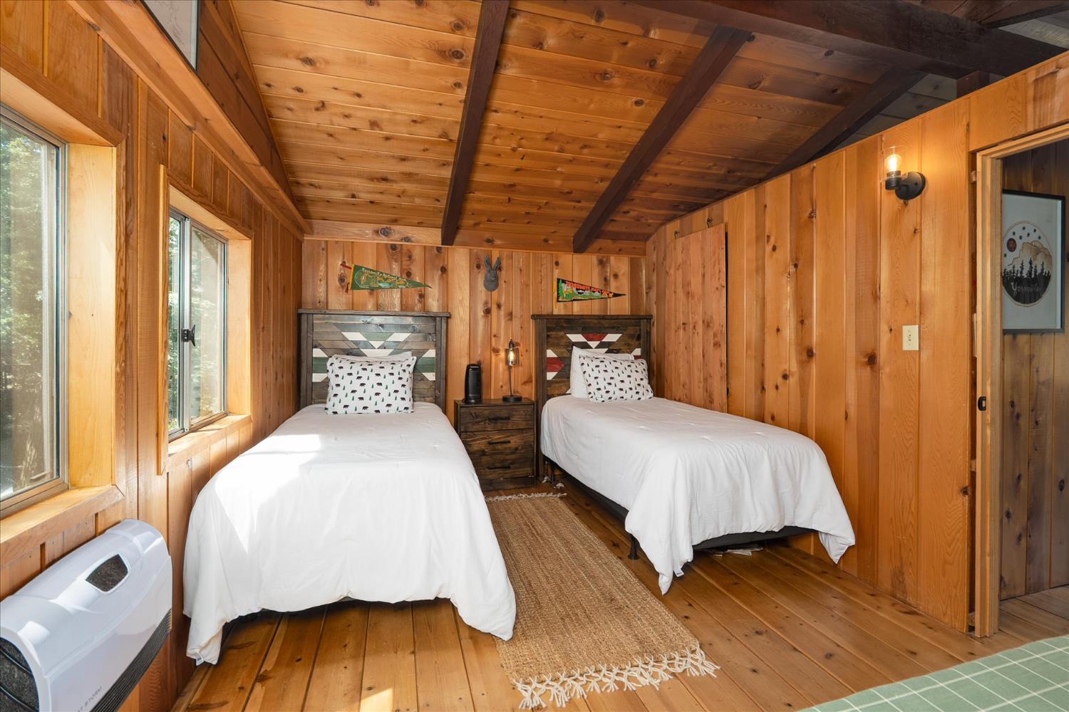 44800 Mountain Meadow Road, Oakhurst, CA 93644