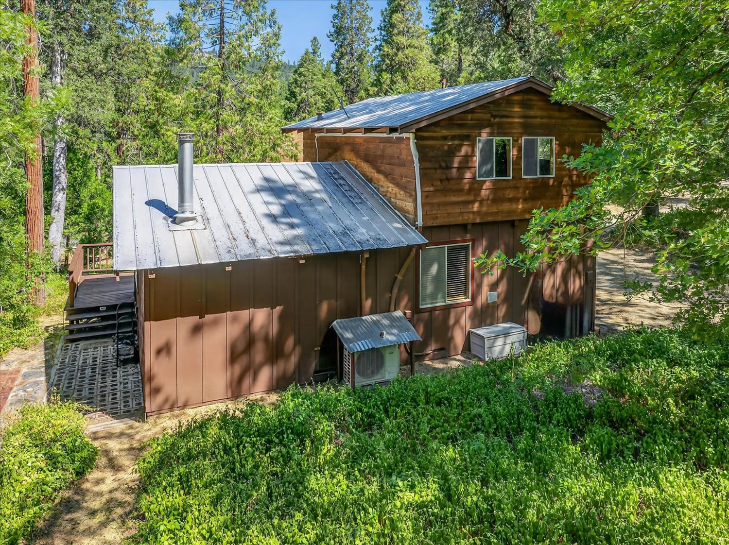 44800 Mountain Meadow Road, Oakhurst, CA 93644