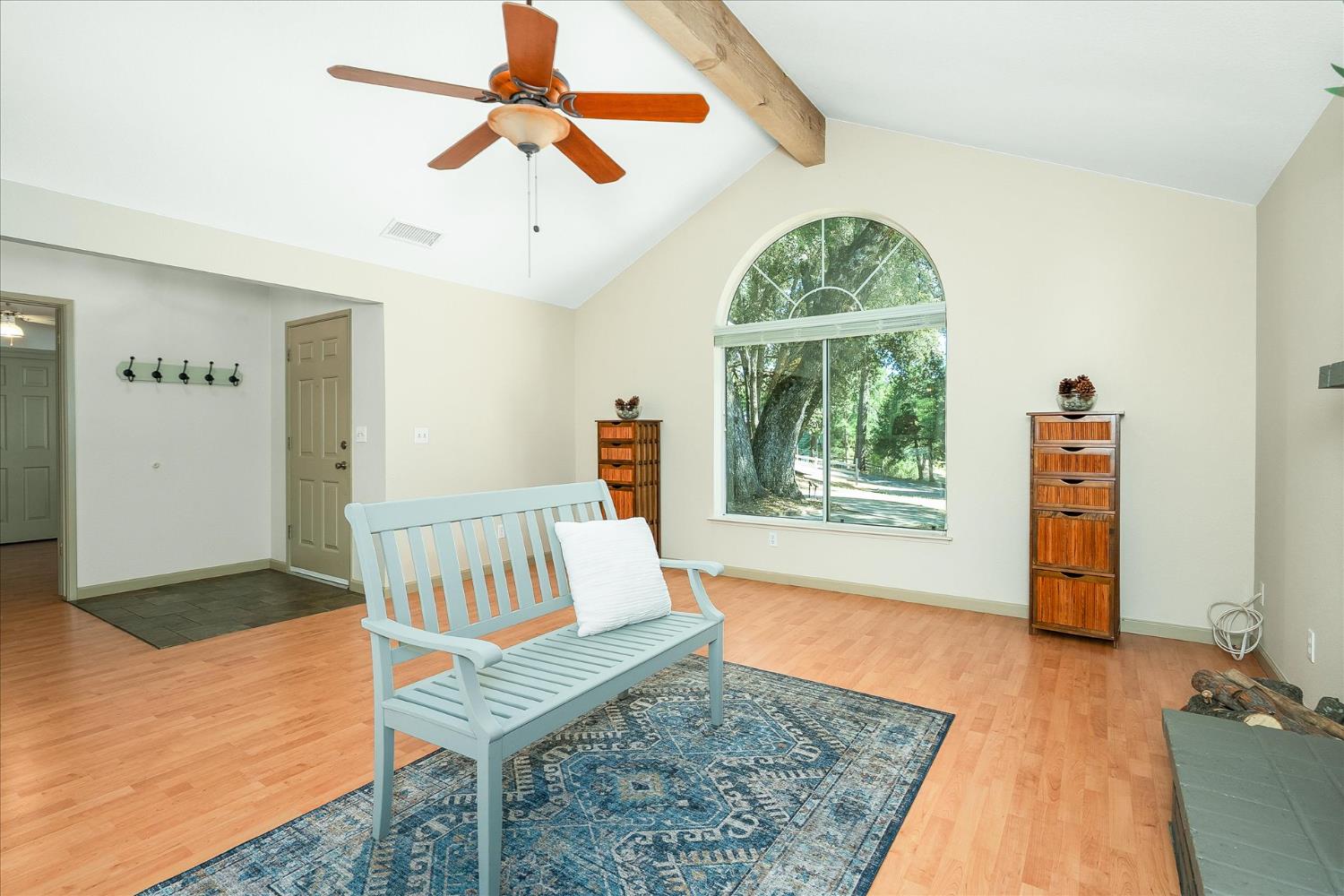 51765 Ponderosa Way, Oakhurst, CA 93644
