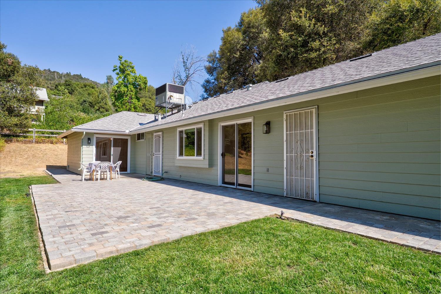51765 Ponderosa Way, Oakhurst, CA 93644