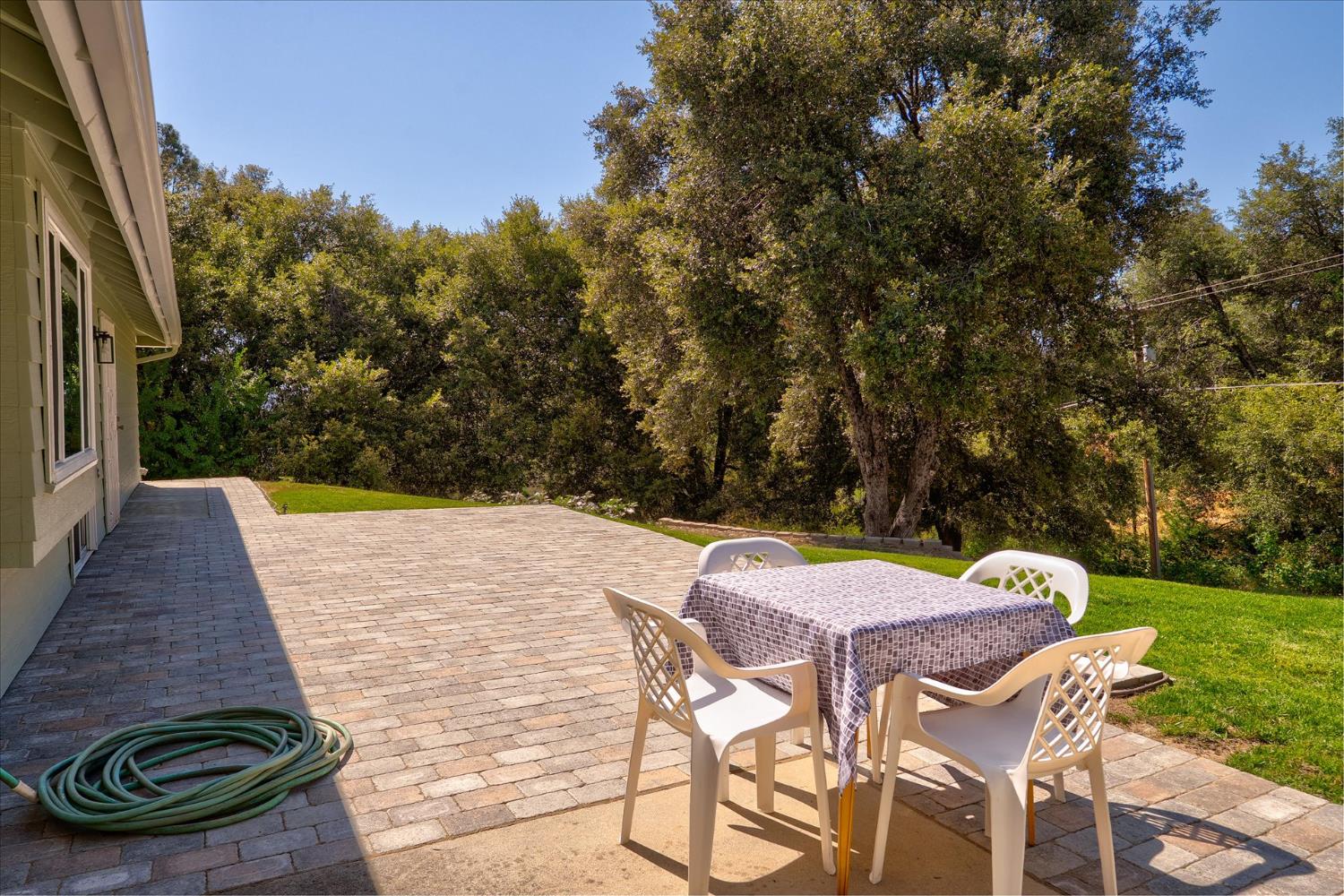 51765 Ponderosa Way, Oakhurst, CA 93644