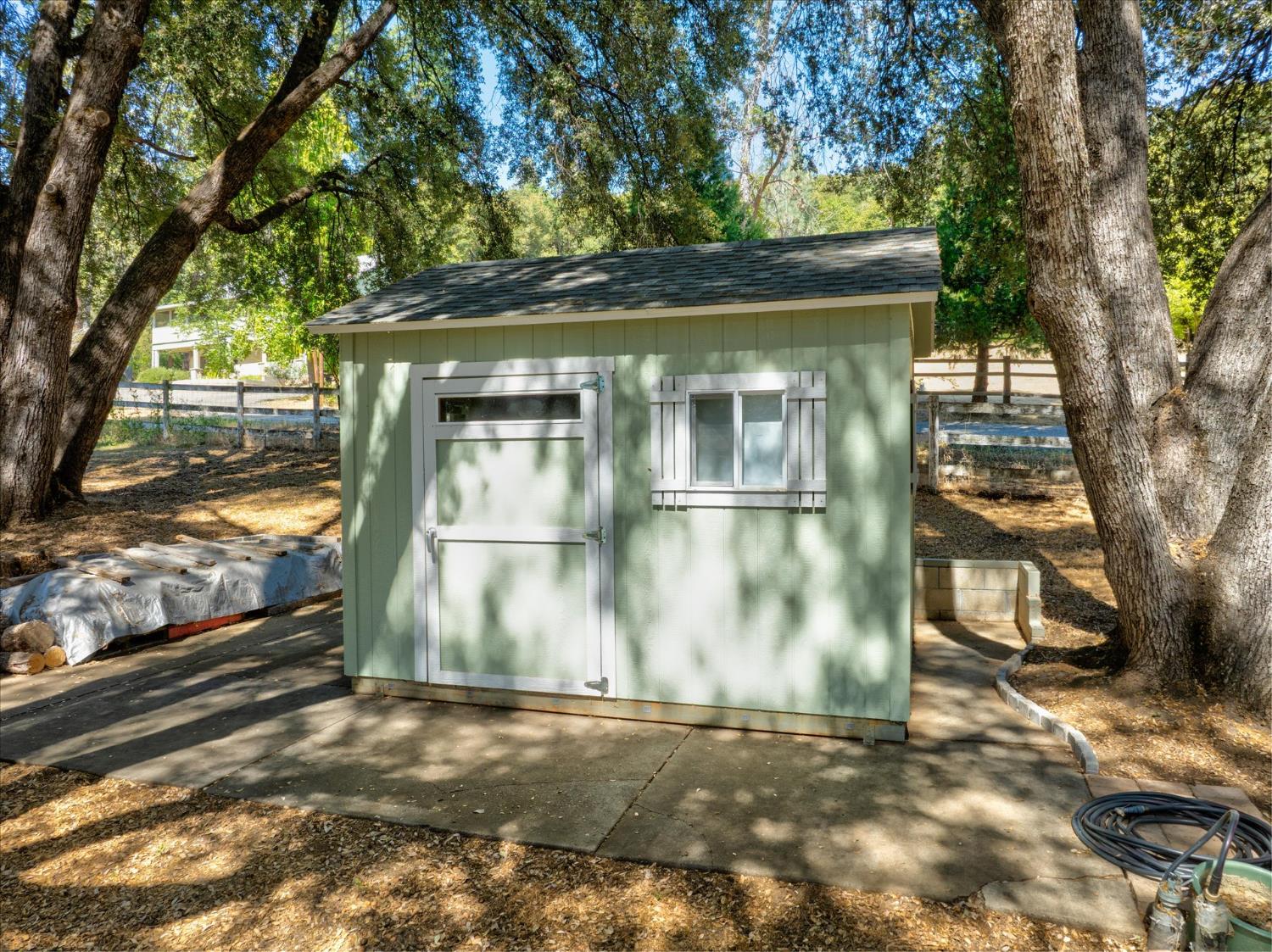 51765 Ponderosa Way, Oakhurst, CA 93644