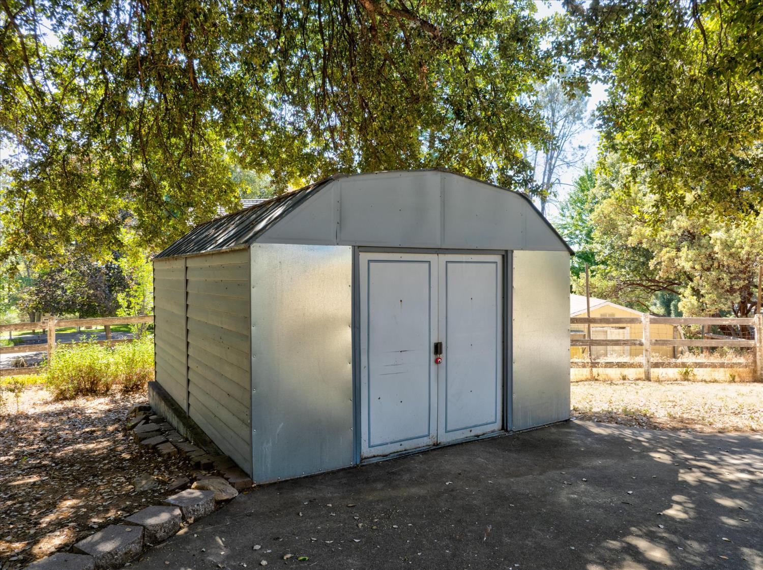 51765 Ponderosa Way, Oakhurst, CA 93644