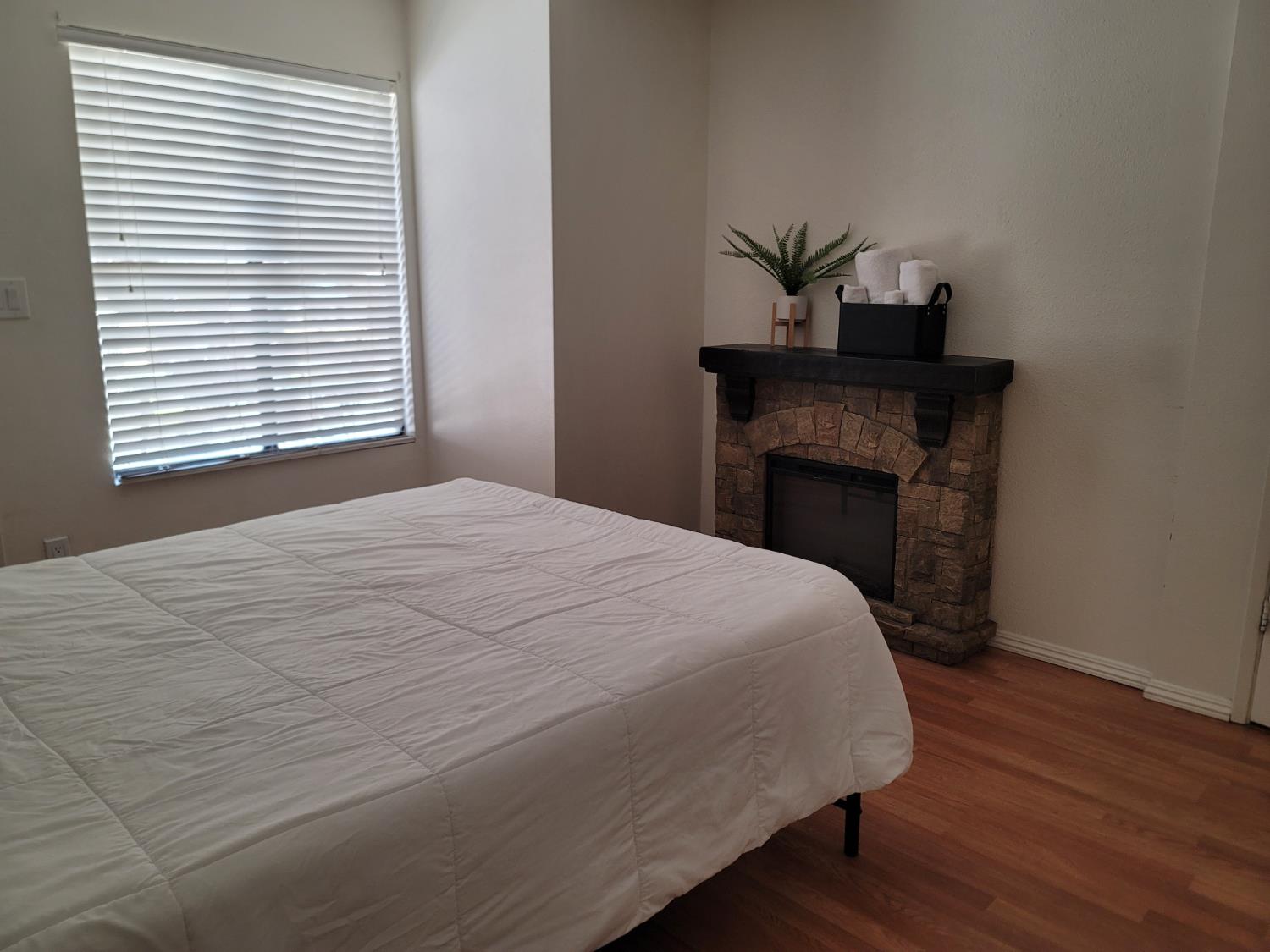 50689 Critter Creek Ln, Oakhurst, CA 93644