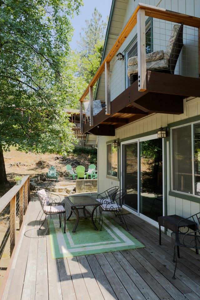 43149 W Sugar Pine Dr, Oakhurst, CA 93644