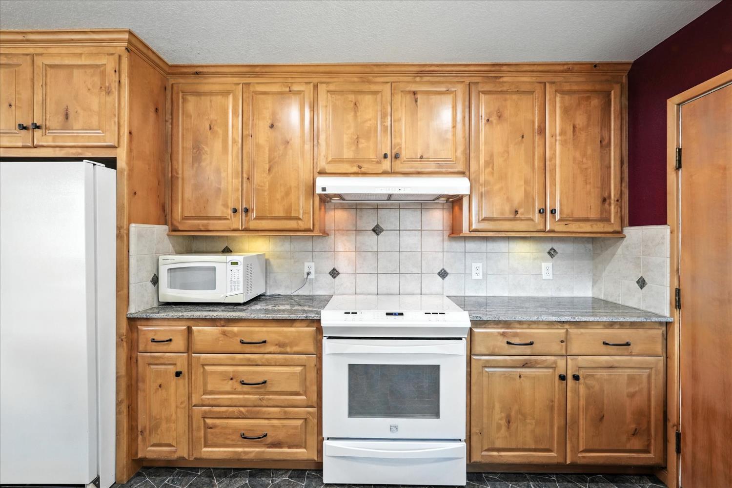 47571 Modoc Rd, Coarsegold, CA 93614