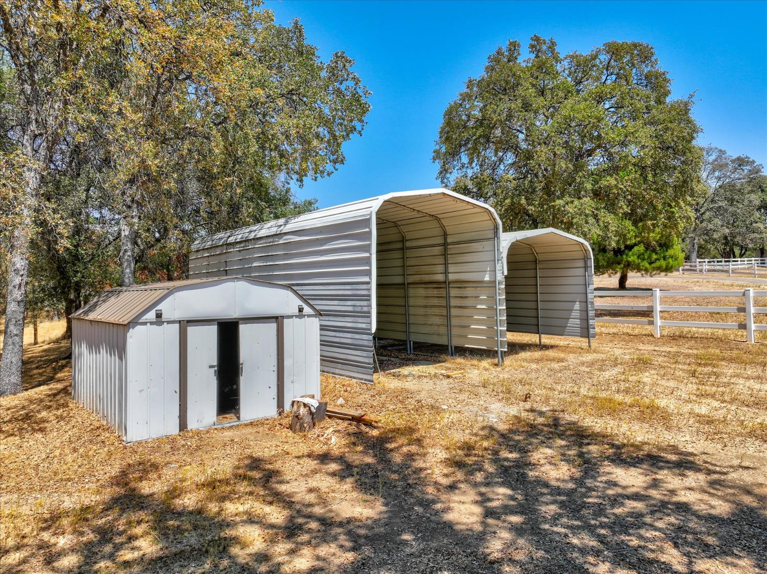 47571 Modoc Rd, Coarsegold, CA 93614