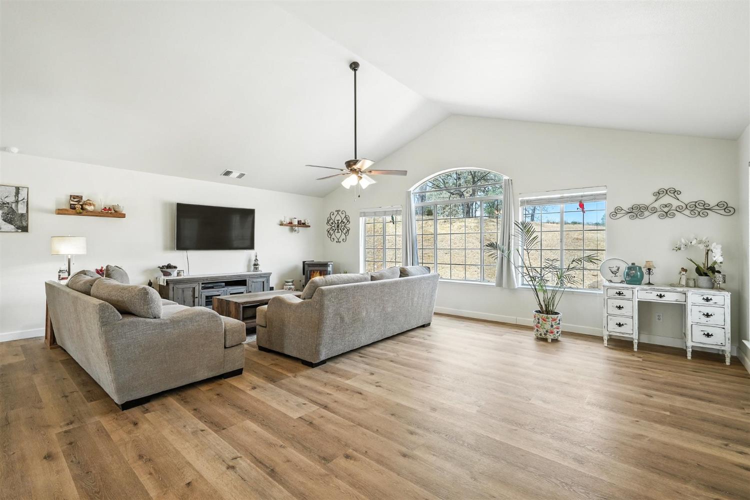 47384 Veater Ranch Rd, Coarsegold, CA 93614