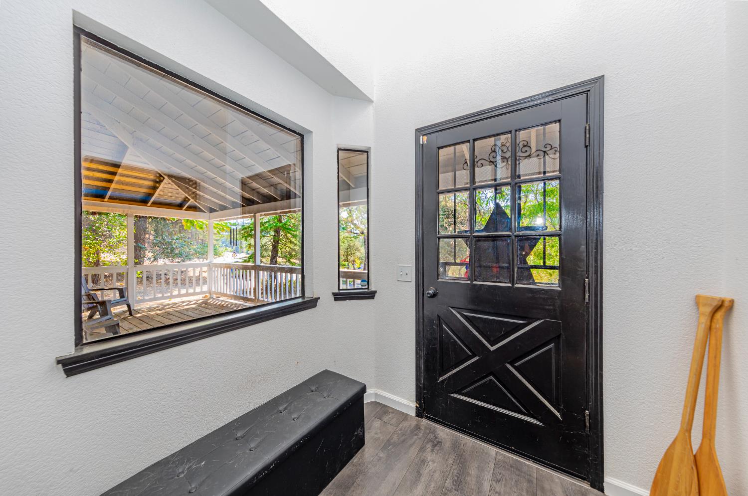 50705 Pineview Ct, Oakhurst, CA 93644