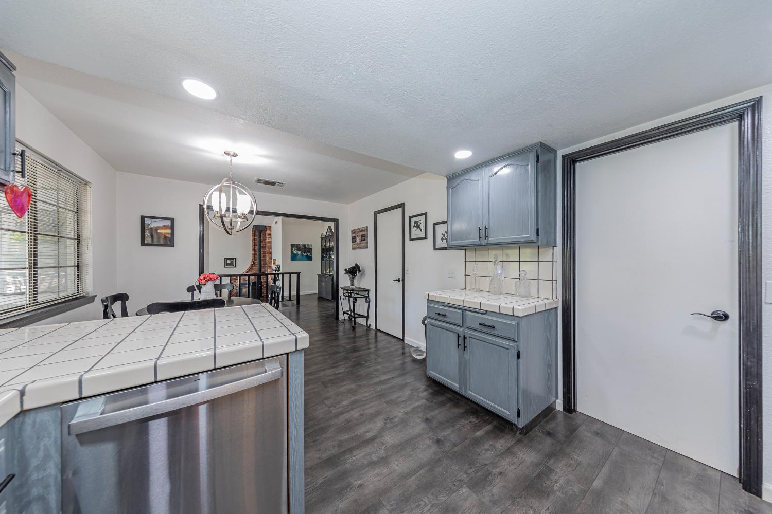 50705 Pineview Ct, Oakhurst, CA 93644