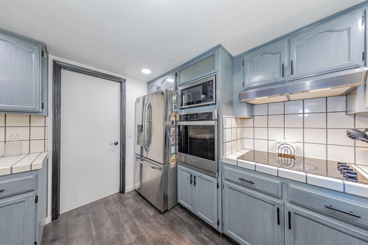 50705 Pineview Ct, Oakhurst, CA 93644