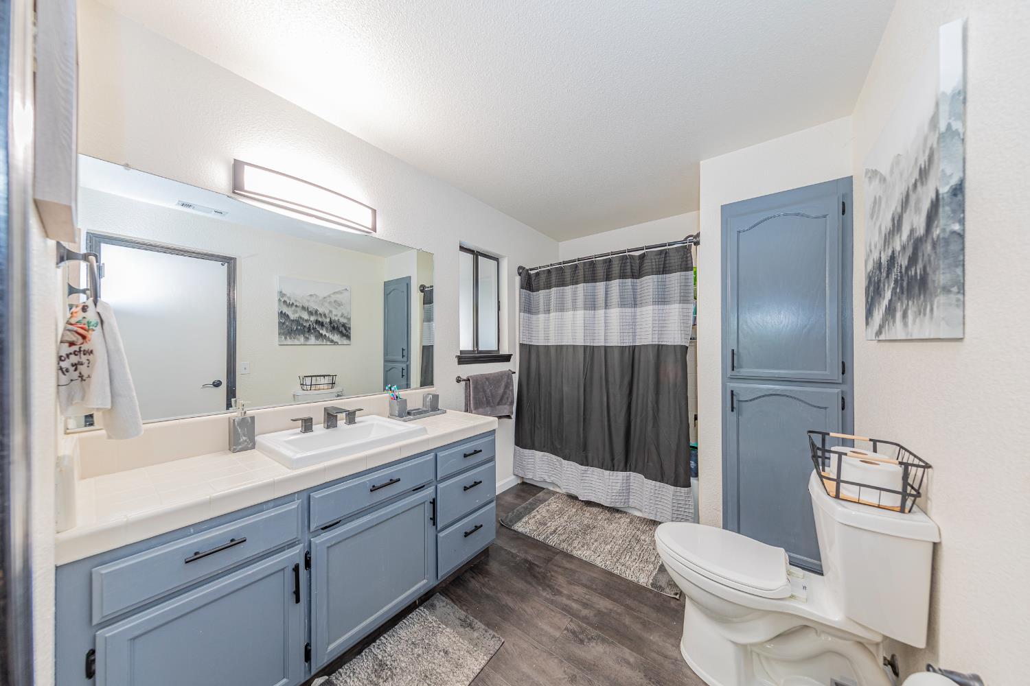 50705 Pineview Ct, Oakhurst, CA 93644