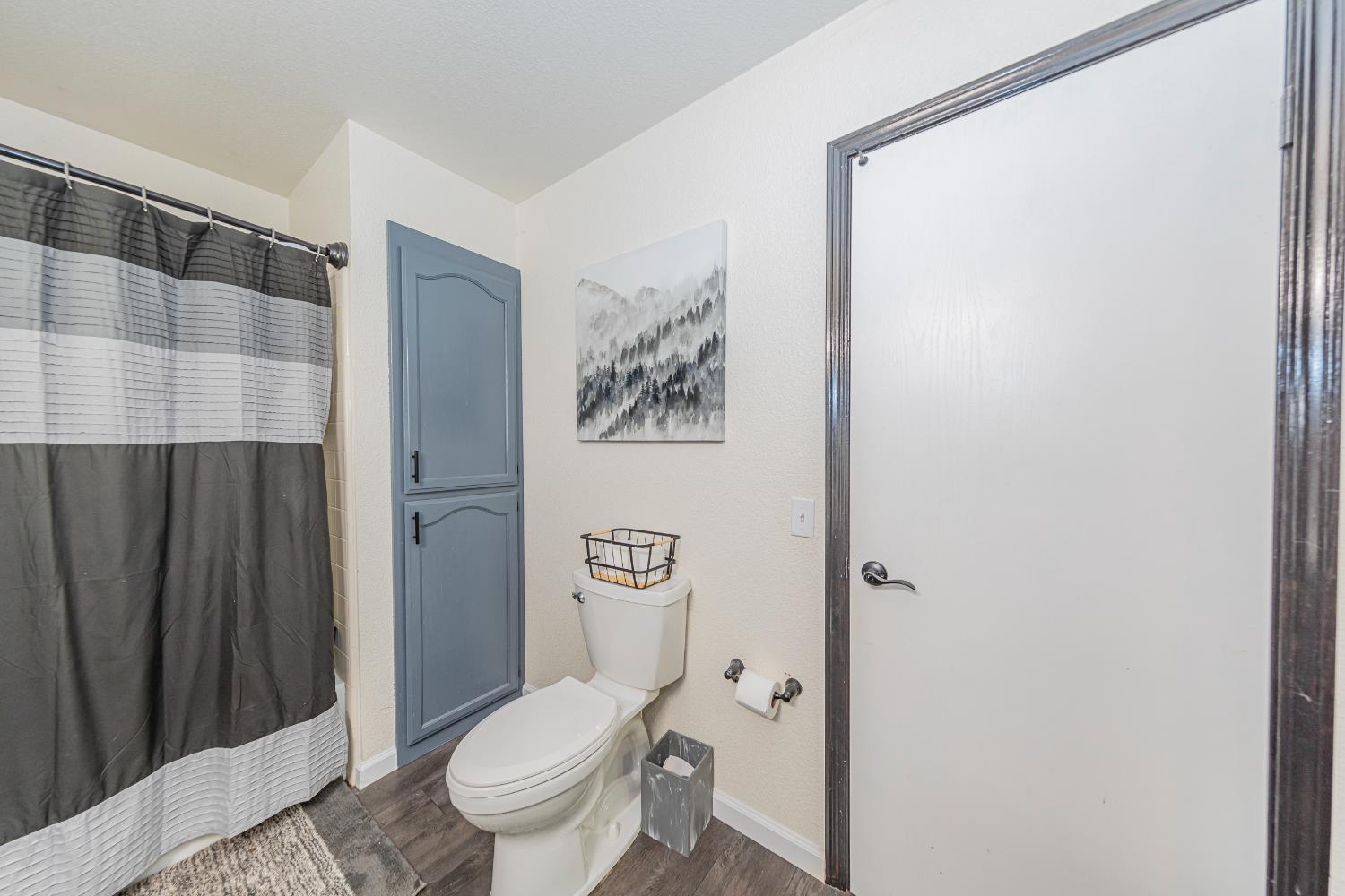 50705 Pineview Ct, Oakhurst, CA 93644