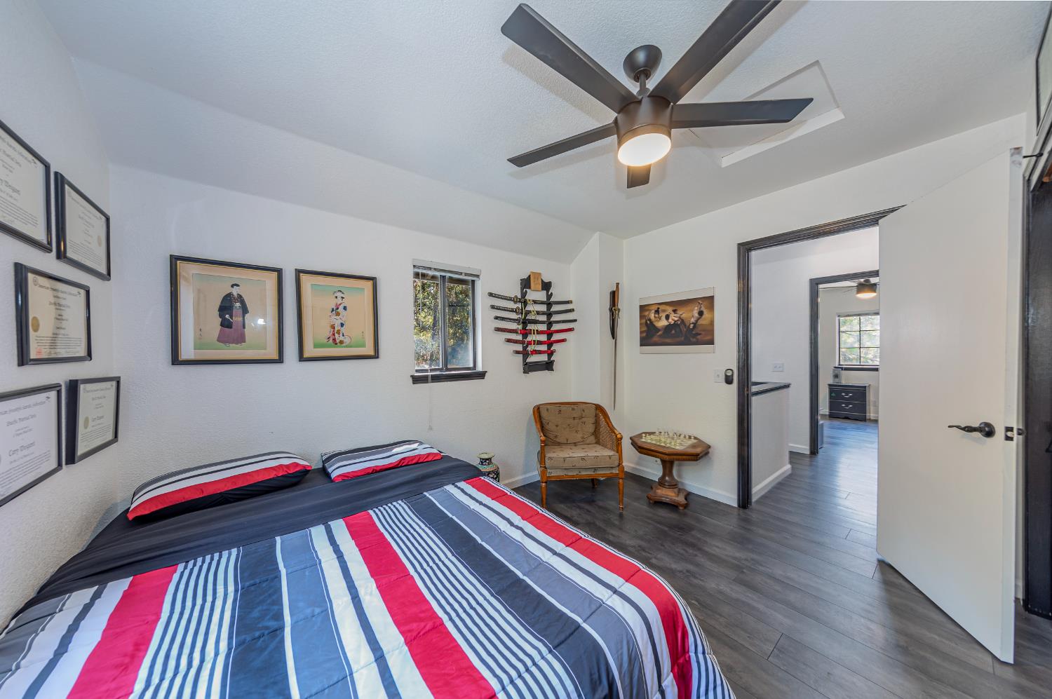 50705 Pineview Ct, Oakhurst, CA 93644