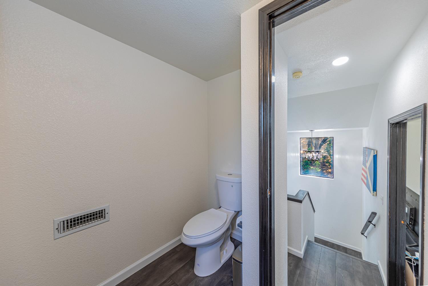 50705 Pineview Ct, Oakhurst, CA 93644