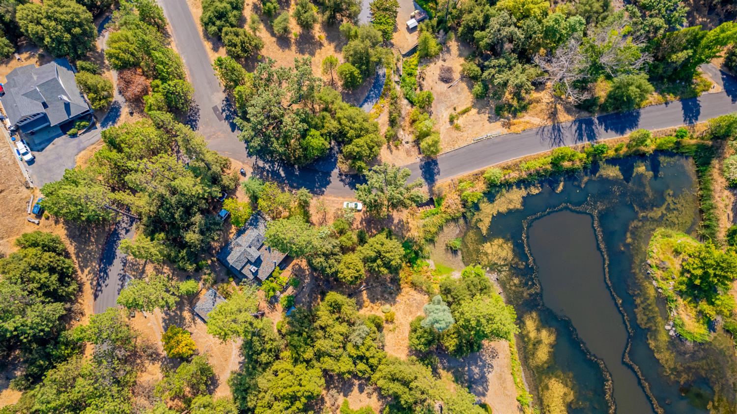 50705 Pineview Ct, Oakhurst, CA 93644