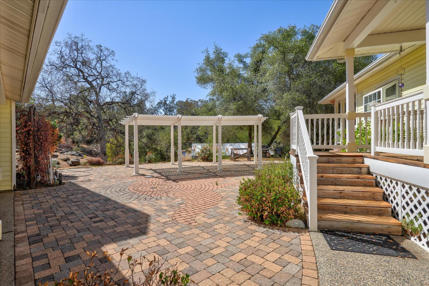43972 Wells Rd, Coarsegold, CA 93614