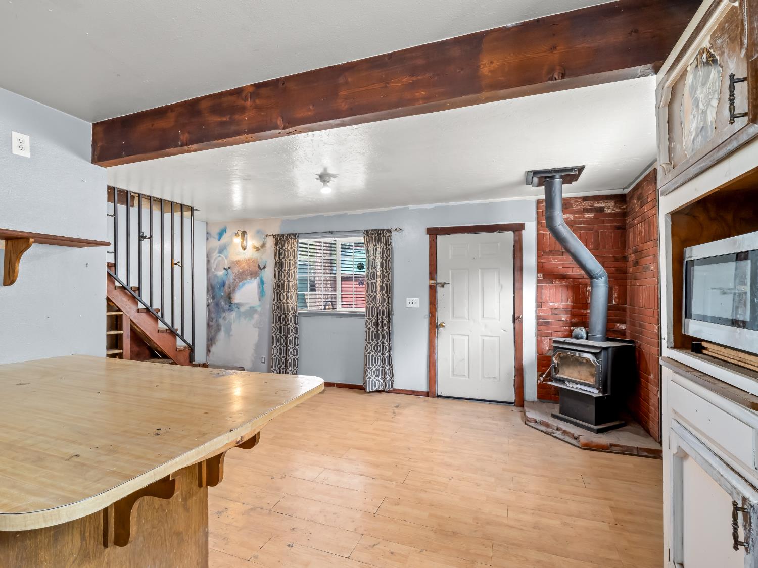 43044 Country Club Dr W, Oakhurst, CA 93644