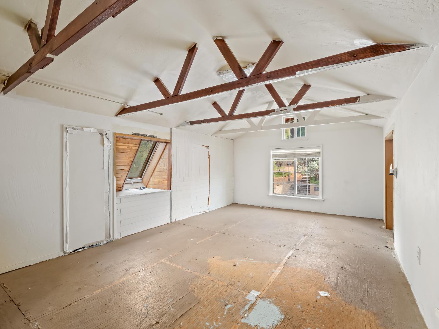 43044 Country Club Dr W, Oakhurst, CA 93644