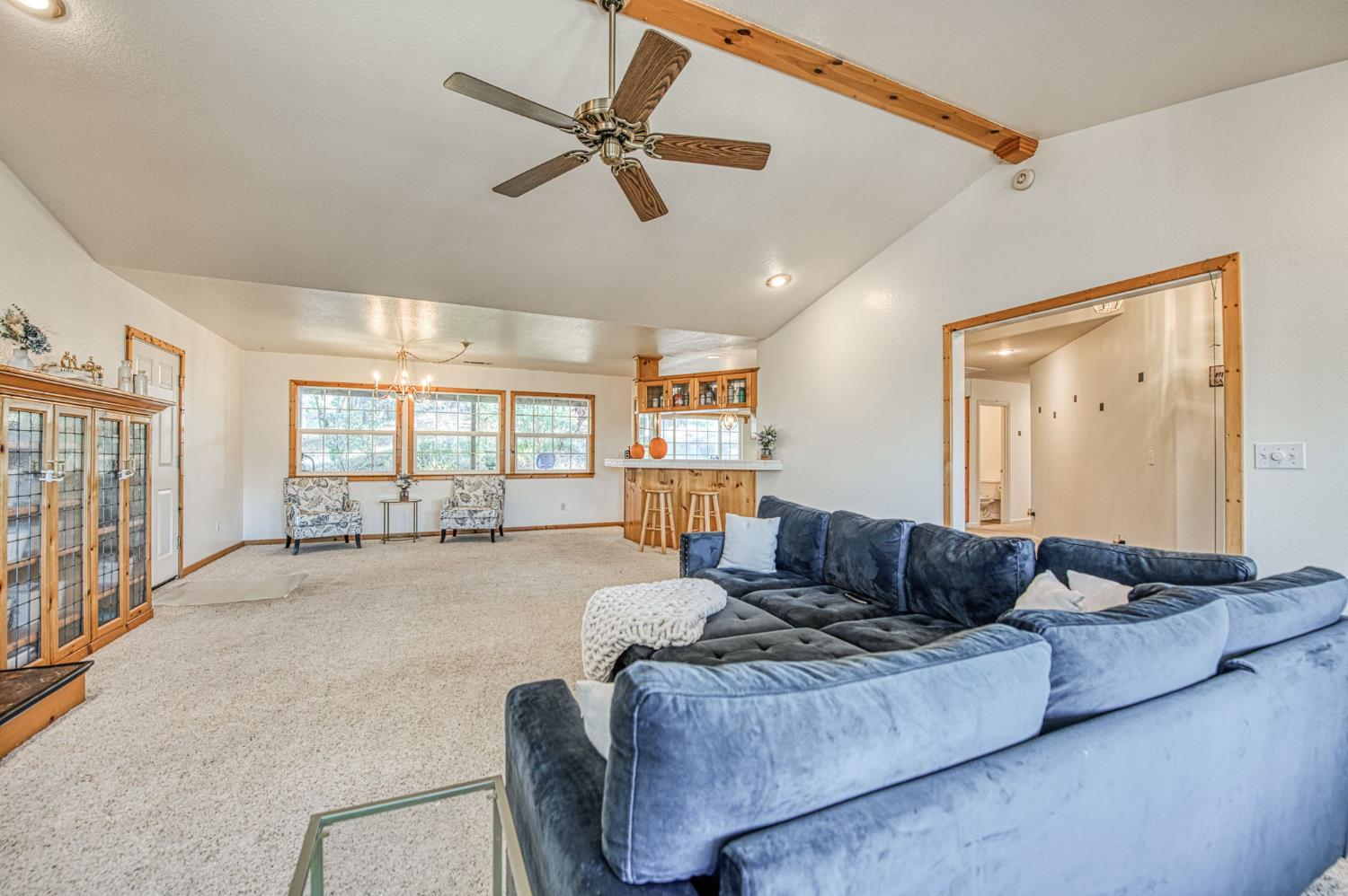 47587 Miami Highlands Dr, Oakhurst, CA 93644